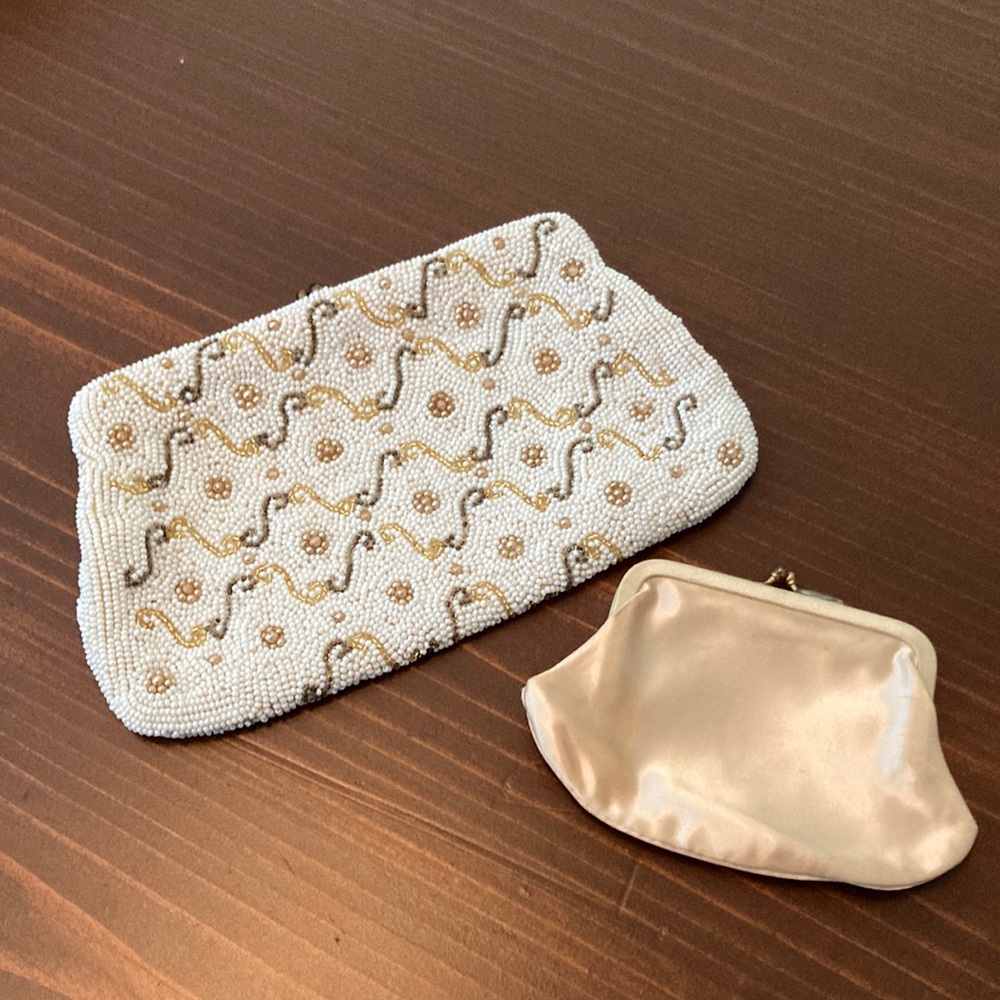 Vintage beaded clutch with coin purse